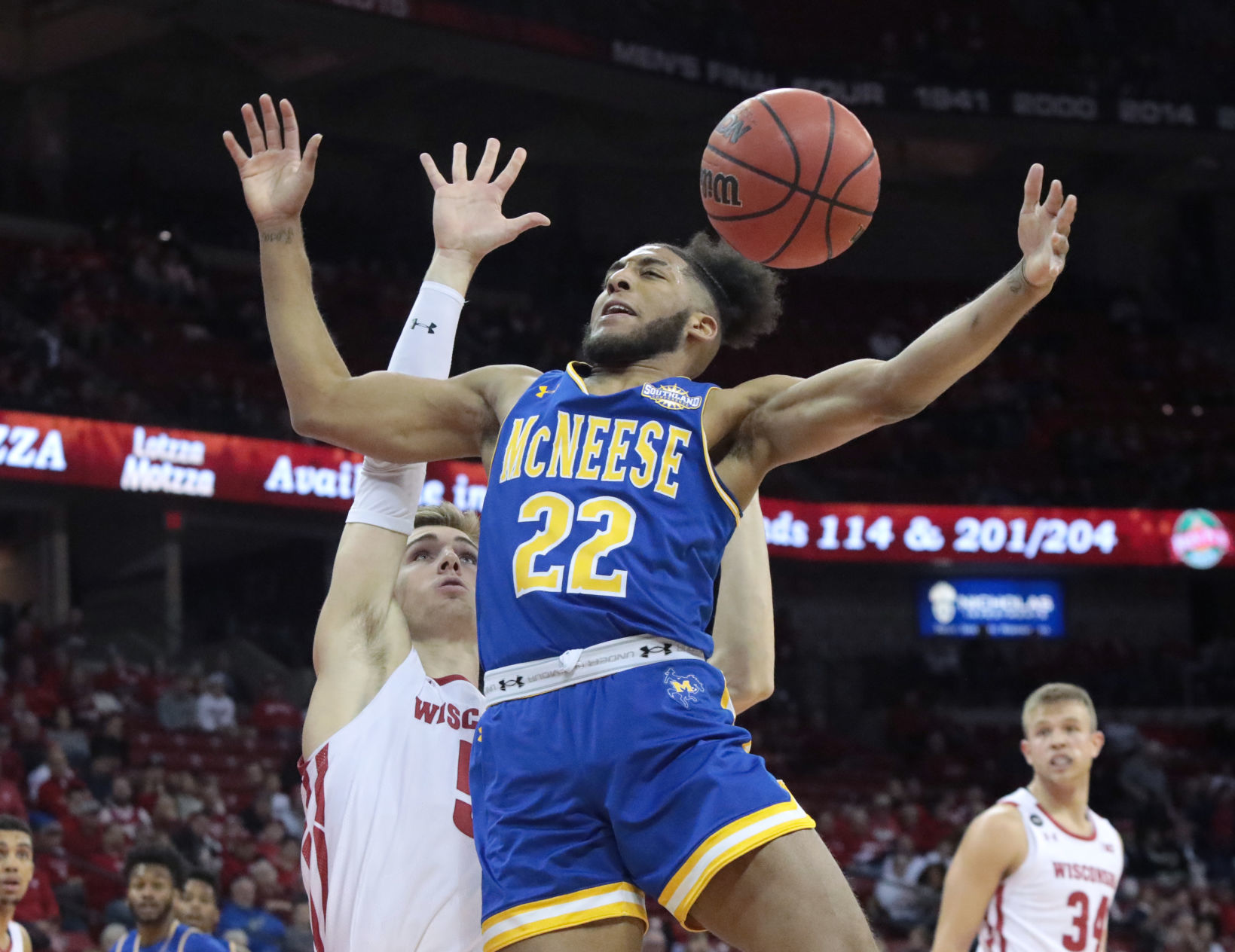 Badgers 83, Cowboys 63